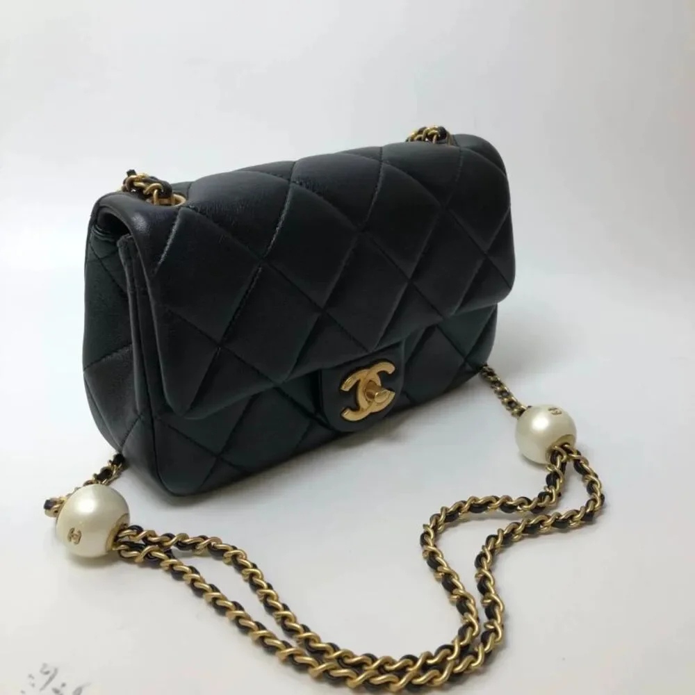 Chanel Women Pre-Loved Bag Very Good Condition